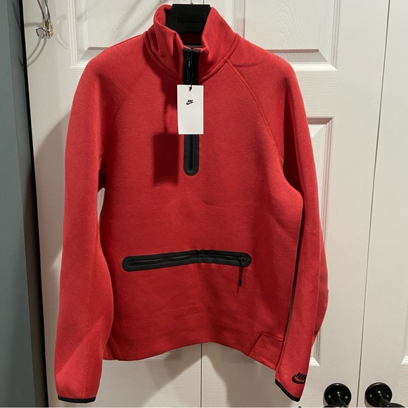 $135 Nike Tech Fleece 1/2 Zip Pullover - Light University Red - Picture 4 of 7